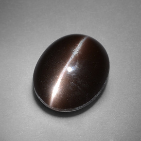 4,41 ctw natürlicher brauner Cat's Eye Scapolite, Oval Schliff, Lichtundurchlässig