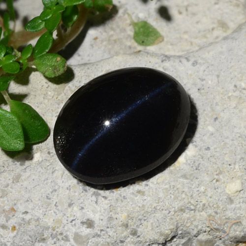5.96ct Natürlicher Schwarz Skapolith Katzenauge, Oval, Lichtundurchlässig