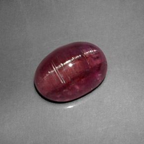 2,61 ctw natürlicher rosafarbener Cat's Eye Tourmaline, Transparent, Transparent / Lichtdurchlässig