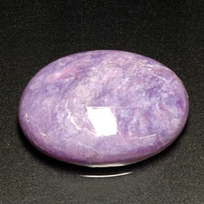 8,22 ctw natürlicher violetter Charoit, Oval Schliff, Lichtundurchlässig