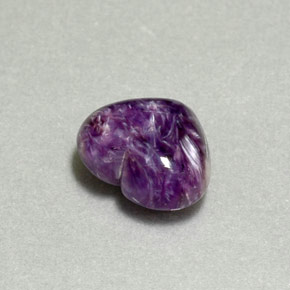 5,06 ctw natürlicher violetter Charoit, Herzform, Lichtundurchlässig