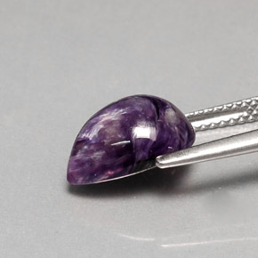 3,61 ctw natürlicher violetter Charoit, Birnenform, Lichtundurchlässig