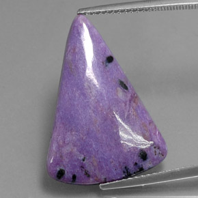 7,32 ctw natürlicher violetter Charoit, Fantasieschliff, Lichtundurchlässig