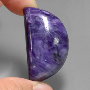 60,66 ctw natürlicher violetter Charoit, Fantasieschliff, Lichtundurchlässig