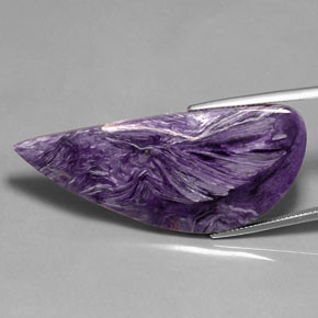 40,30 ctw natürlicher violetter Charoit, Fantasieschliff, Lichtundurchlässig