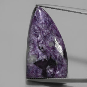 33,50 ctw natürlicher violetter Charoit, Fantasieschliff, Lichtundurchlässig