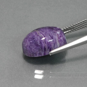 7,53 ctw natürlicher violetter Charoit, Oval Schliff, Lichtundurchlässig