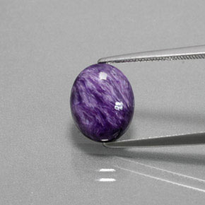 3,35 ctw natürlicher violetter Charoit, Oval Schliff, Lichtundurchlässig