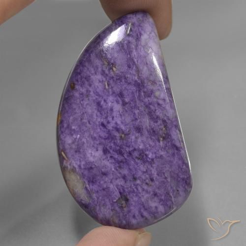 79.11ct Natürlicher dunkelviolett Charoit, Fantasie, Lichtundurchlässig