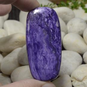 43,82 ctw natürlicher violetter Charoit, Kissenschliff, Lichtundurchlässig