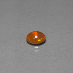 0,62 ctw natürlicher mehrfarbiger Schokoladenopal, Transparent, Transparent / Lichtdurchlässig