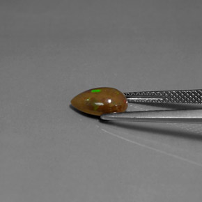 0,92 ctw natürlicher mehrfarbiger Schokoladenopal, Birnenform, Lichtundurchlässig