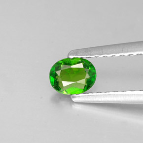 0,23 ctw natürlicher grüner Chromdiopsid, Oval Schliff, VS