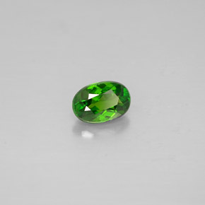0,26 ctw natürlicher grüner Chromdiopsid, Oval Schliff, VS
