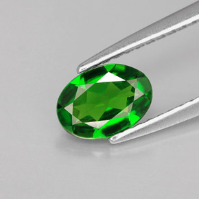 0,71 ctw natürlicher grüner Chromdiopsid, Oval Schliff, VS