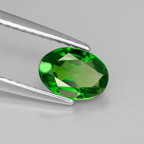 0,71 ctw natürlicher grüner Chromdiopsid, Oval Schliff, VS
