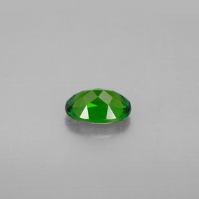 0,84 ctw natürlicher grüner Chromdiopsid, Oval Schliff, VS
