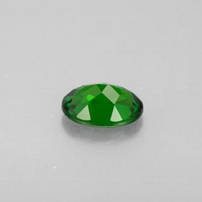 0,85 ctw natürlicher grüner Chromdiopsid, Oval Schliff, VS