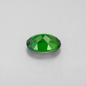 0,88 ctw natürlicher grüner Chromdiopsid, Oval Schliff, VS