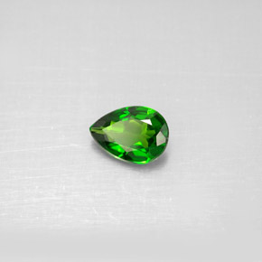 0,59 ctw natürlicher grüner Chromdiopsid, Birnenform, VS