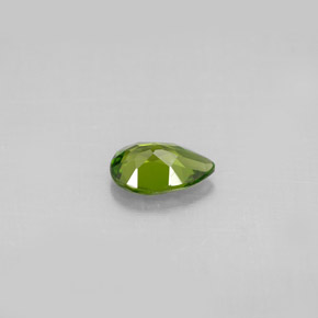 0,62 ctw natürlicher grüner Chromdiopsid, Birnenform, VS