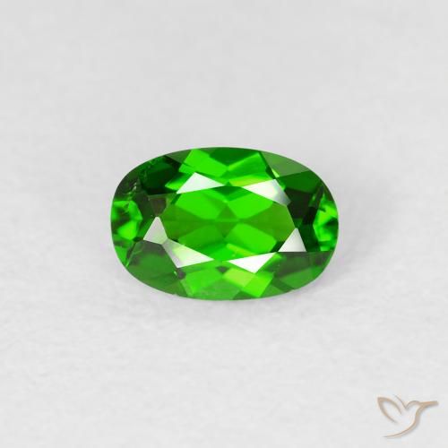 0.53ct Natürlicher Mittelgrün Chromdiopsid, Oval, VS