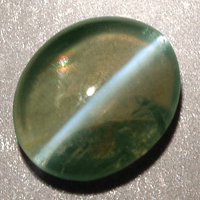 0,92 ctw natürlicher grüner Chrysoberyl Cat's Eye, Transparent, Transparent / Lichtdurchlässig