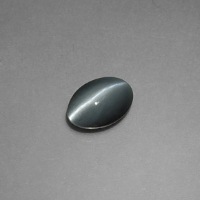 0,65 ctw natürlicher grauer Chrysoberyl Cat's Eye, Oval Schliff, Lichtundurchlässig