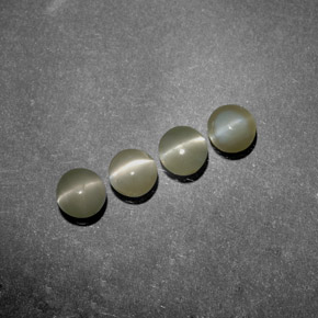 1,38 ct natürliche grüner Chrysoberyl Cat's Eye-Edelsteine, Transparent, Transparent / Lichtdurchlässig