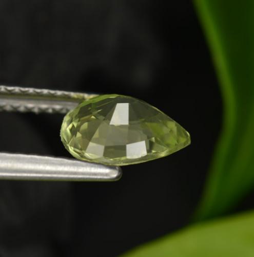 9,17 ctw natürlicher gelb-grün Chrysoberyll, Birnenform, VVS-VS