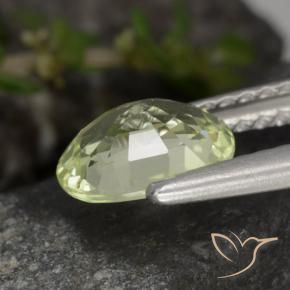 9,17 ctw natürlicher hellgrün Chrysoberyll, Oval, VVS-VS