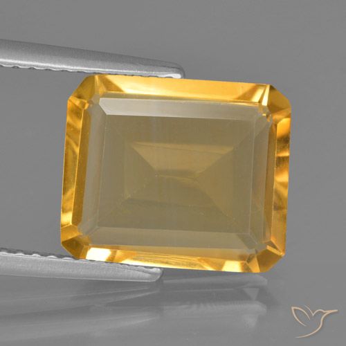4.57ct Natürlicher Mittelgold Citrin, Smaragdschliff, VVS-VS