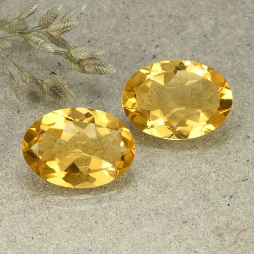 9.13ctw Natürlicher gold-orange Citrin, Oval, VVS-VS