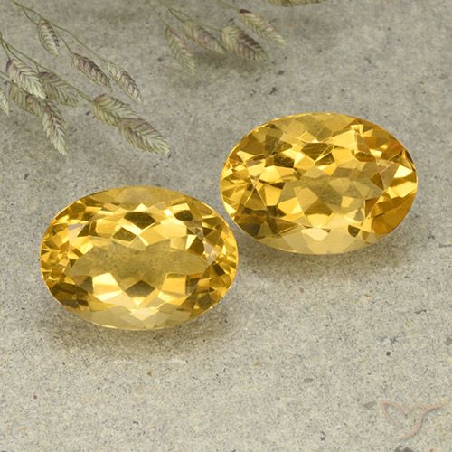 11.40ctw Natürlicher Mittelhelles Gold Citrin, Oval, VVS-VS