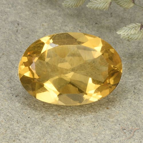 4.56ct Natürlicher gold-orange Citrin, Oval, VVS-VS
