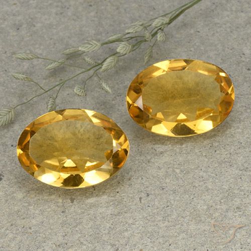 9.32ctw Natürlicher Mittel-Dunkelgold Citrin, Oval, VVS-VS