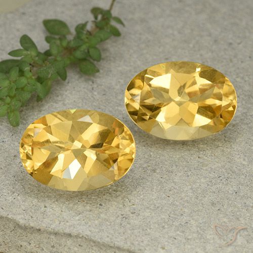 11.46ctw Natürlicher gold-orange Citrin, Oval, VVS-VS
