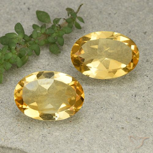 9.53ctw Natürlicher Mittelhelles Gold Citrin, Oval, VVS-VS
