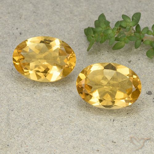 9.43ctw Natürlicher Mittelhelles Gold Citrin, Oval, VVS-VS