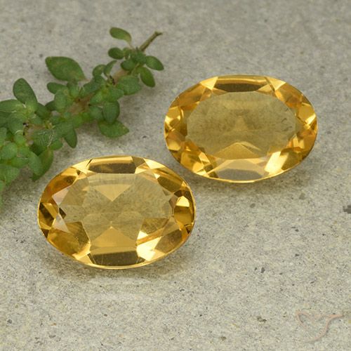 8.97ctw Natürlicher gold-orange Citrin, Oval, VVS-VS