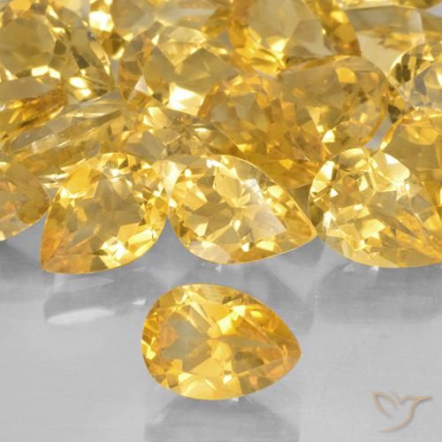 0.66ct Natürlicher Mittelgold Citrin, Birnenform, VVS-VS