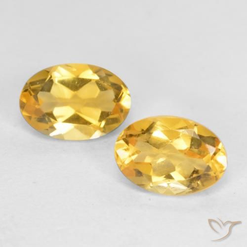 0.87ctw Natürlicher Tiefes Goldorange Citrin, Oval, VS