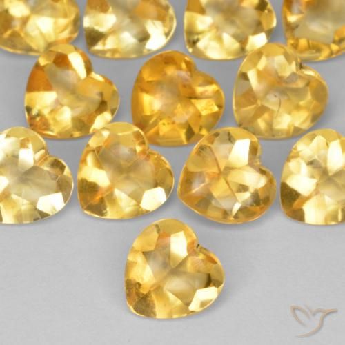 0.77ct Natürlicher Tiefes Goldorange Citrin, Herz, Transparent