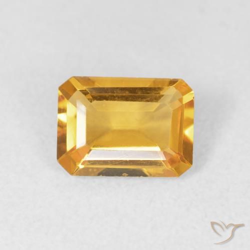 1.15ct Natürlicher Medium Light Orange-Gold Citrin, Smaragdschliff, VVS