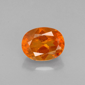 0,72 ctw natürlicher orangefarbener Clinohumit, Oval Schliff, VS-SI