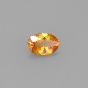 0,42 ctw natürlicher orangefarbener Clinohumit, Oval Schliff, VS