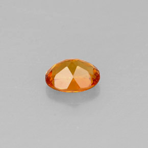 0,44 ctw natürlicher orangefarbener Clinohumit, Oval Schliff, VS