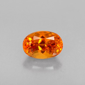 0,45 ctw natürlicher orangefarbener Clinohumit, Oval Schliff, VS