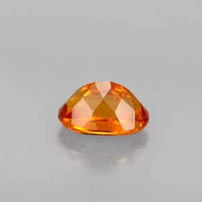 0,45 ctw natürlicher orangefarbener Clinohumit, Oval Schliff, VS