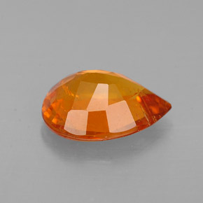 1,93 ctw natürlicher orangefarbener Clinohumit, Birnenform, SI